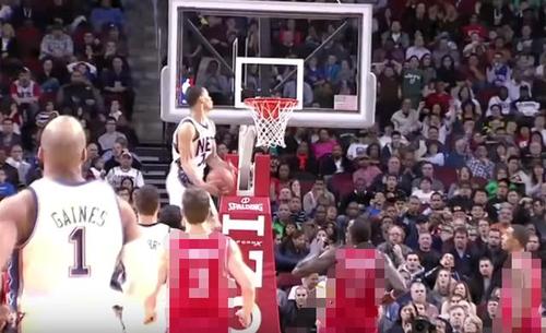  班凯罗30+10魔术终结爵士三连胜  